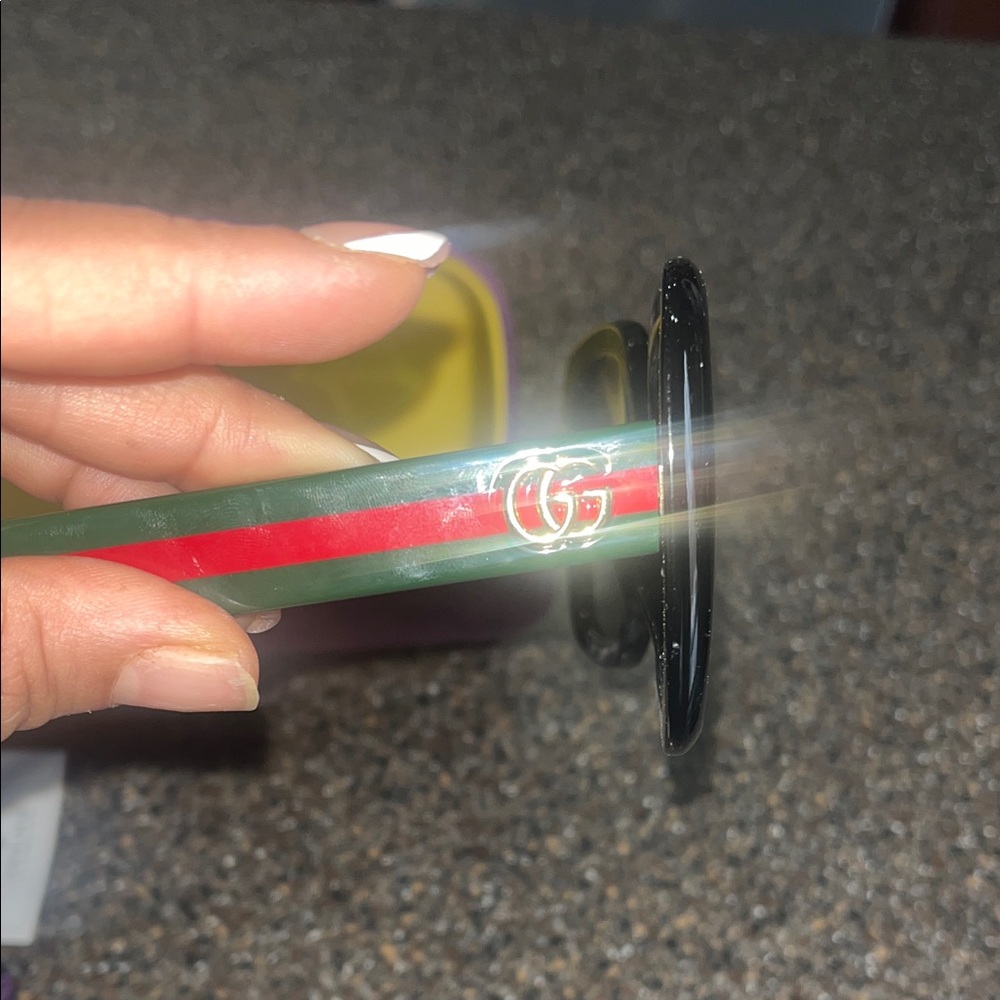 Gucci Women's Black Sunglasses - Picture 5 of 12